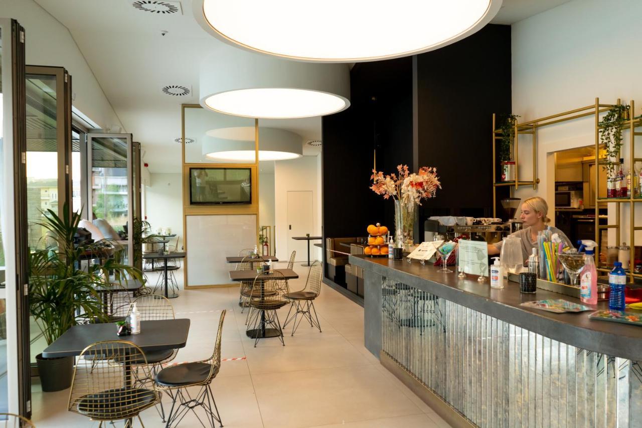 Ellopia Point Hotel Joánina Kültér fotó